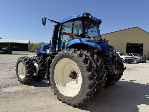 Image of New Holland T8.410 equipment image 4