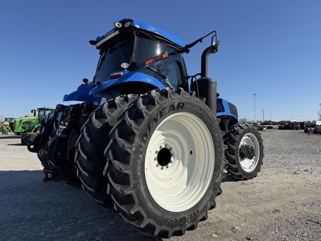 Image of New Holland T8.410 equipment image 4