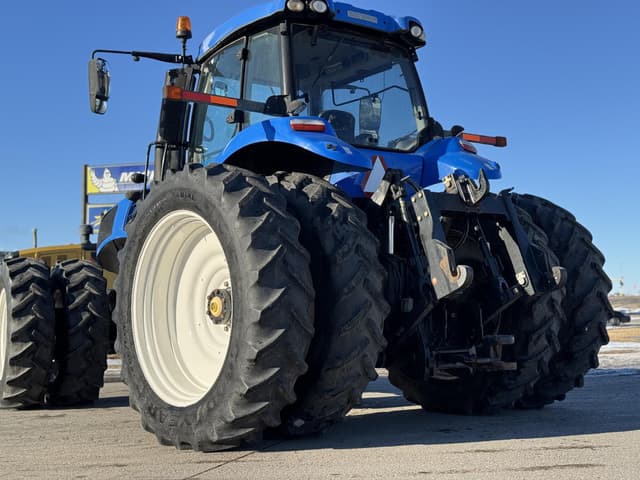 Image of New Holland T8.435 equipment image 4