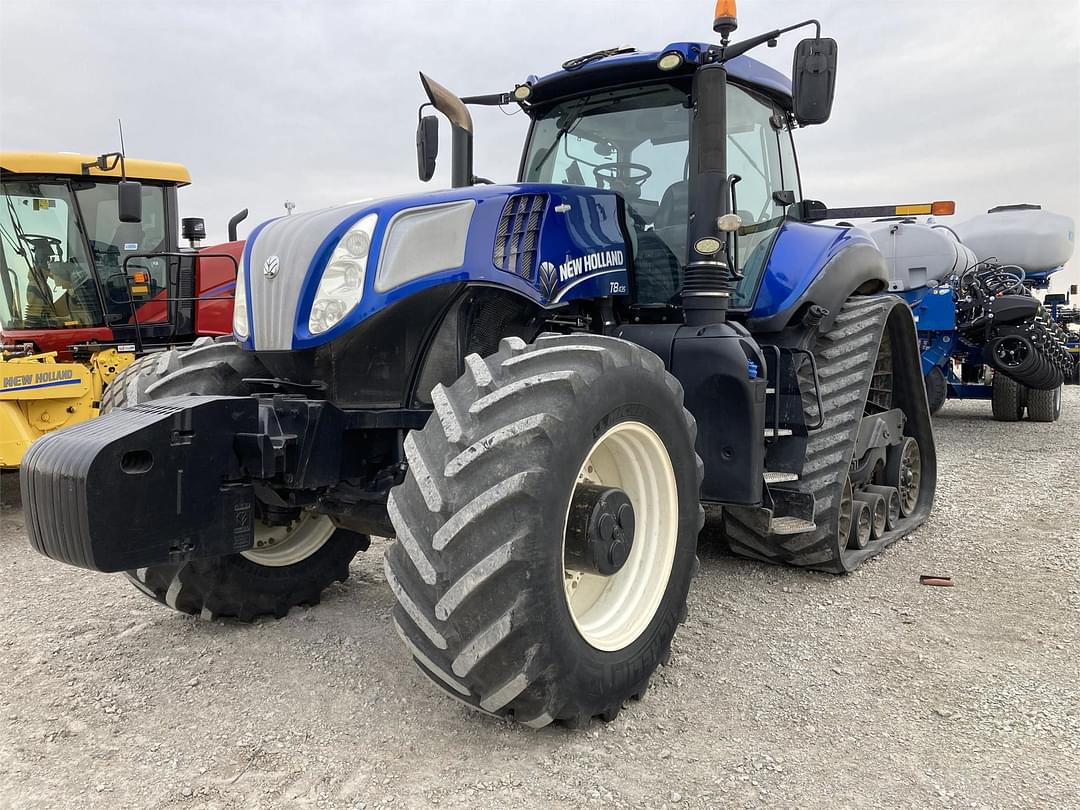 Image of New Holland T8.435 SmartTrax Primary image