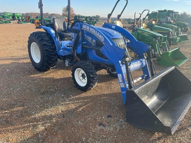 Main image New Holland Workmaster 33