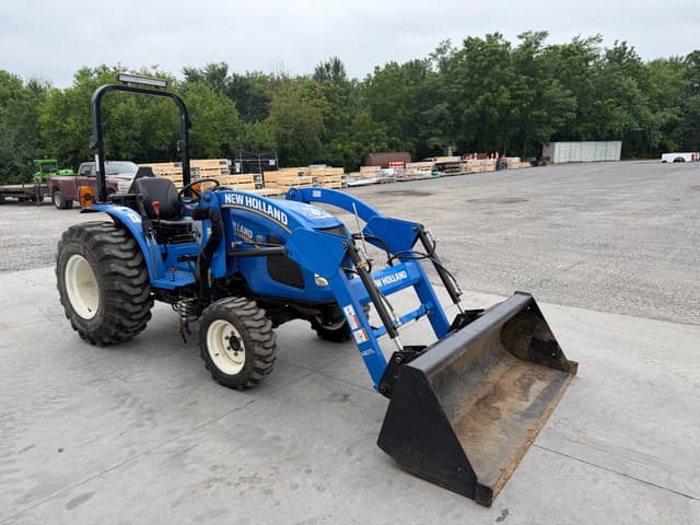 Image of New Holland Workmaster 33 equipment image 1