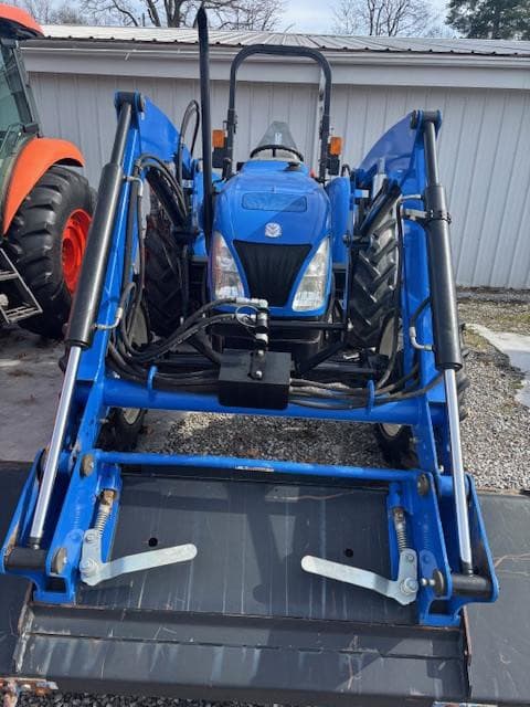 Image of New Holland Workmaster 60 equipment image 2