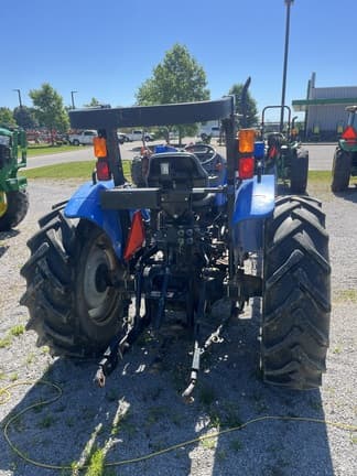 Image of New Holland Workmaster 70 equipment image 4