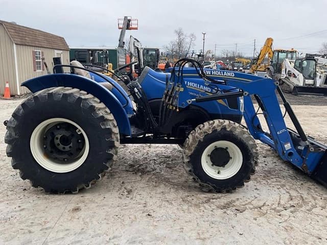 Image of New Holland Workmaster 70 equipment image 4
