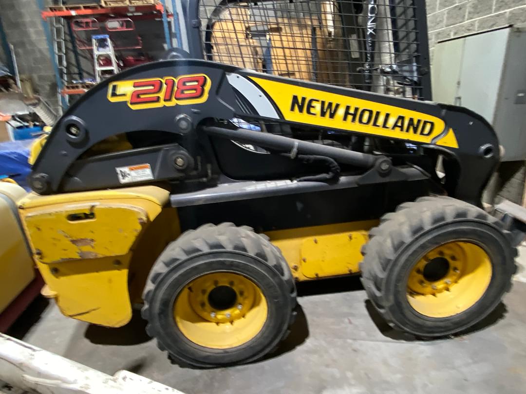 Image of New Holland L218 Primary image