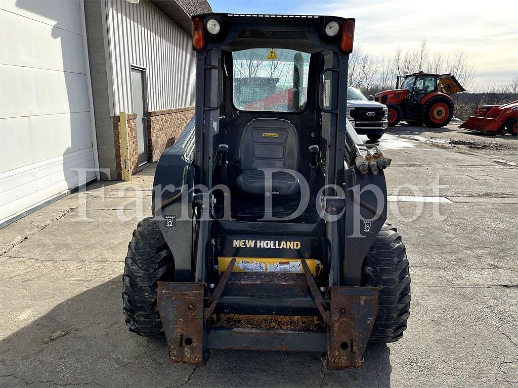 Image of New Holland L218 Image 1