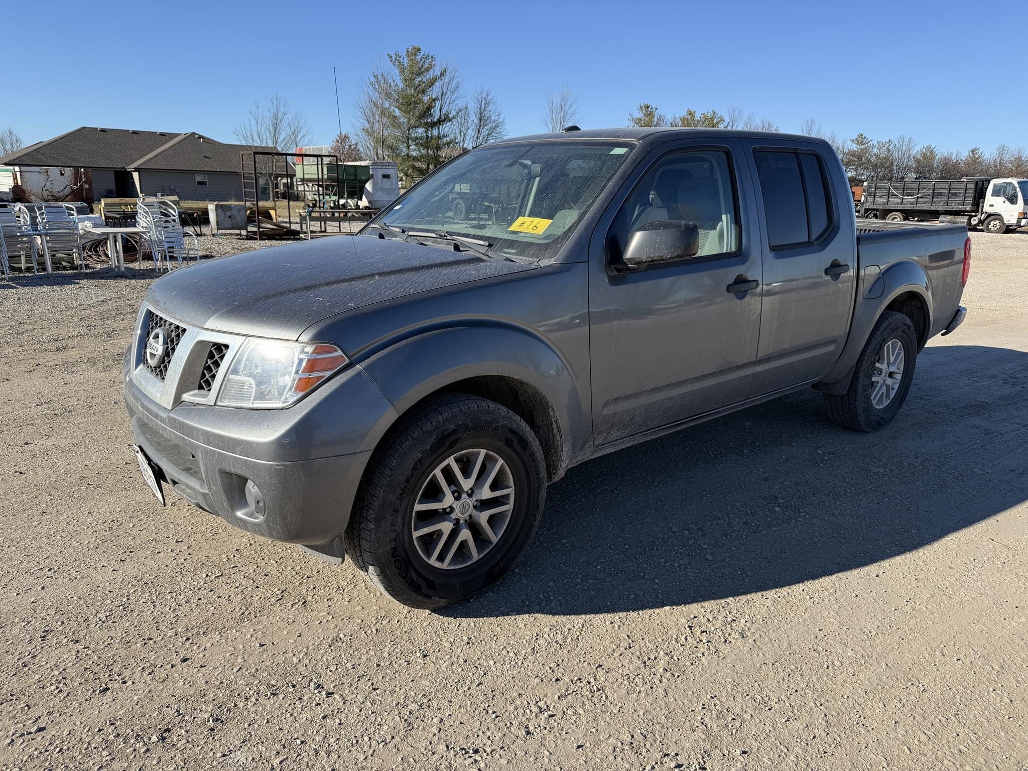 2016 Nissan Frontier Equipment Image0