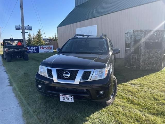 Image of Nissan Frontier equipment image 3