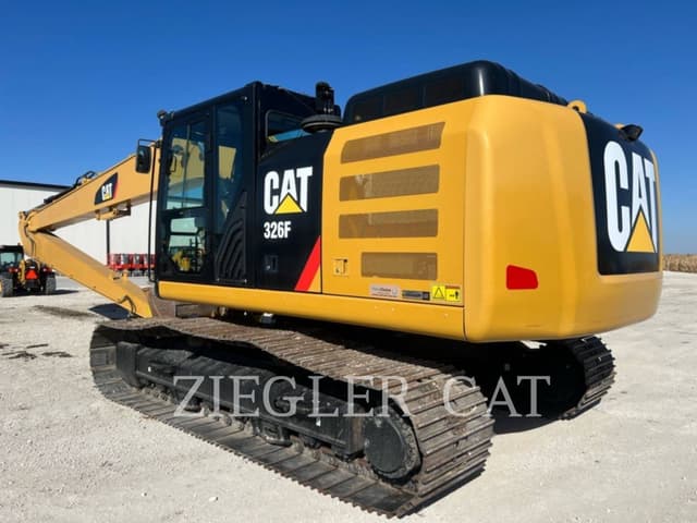 Image of Caterpillar 326FL equipment image 3