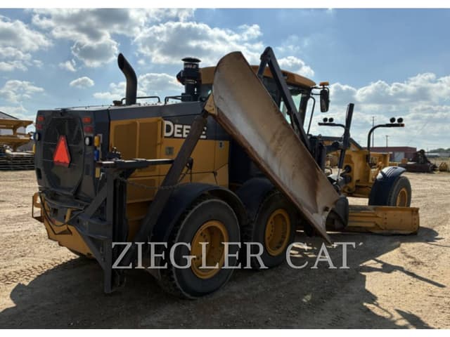 Image of John Deere 772GP equipment image 2