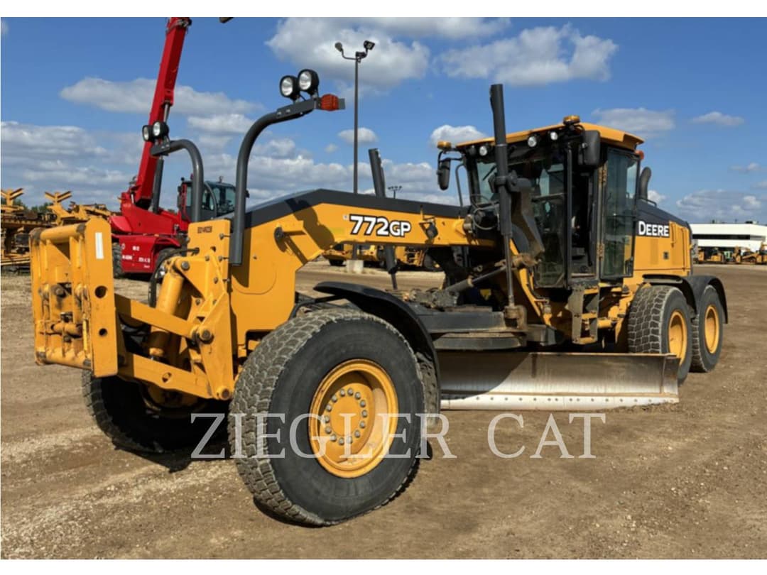 Image of John Deere 772GP Primary image