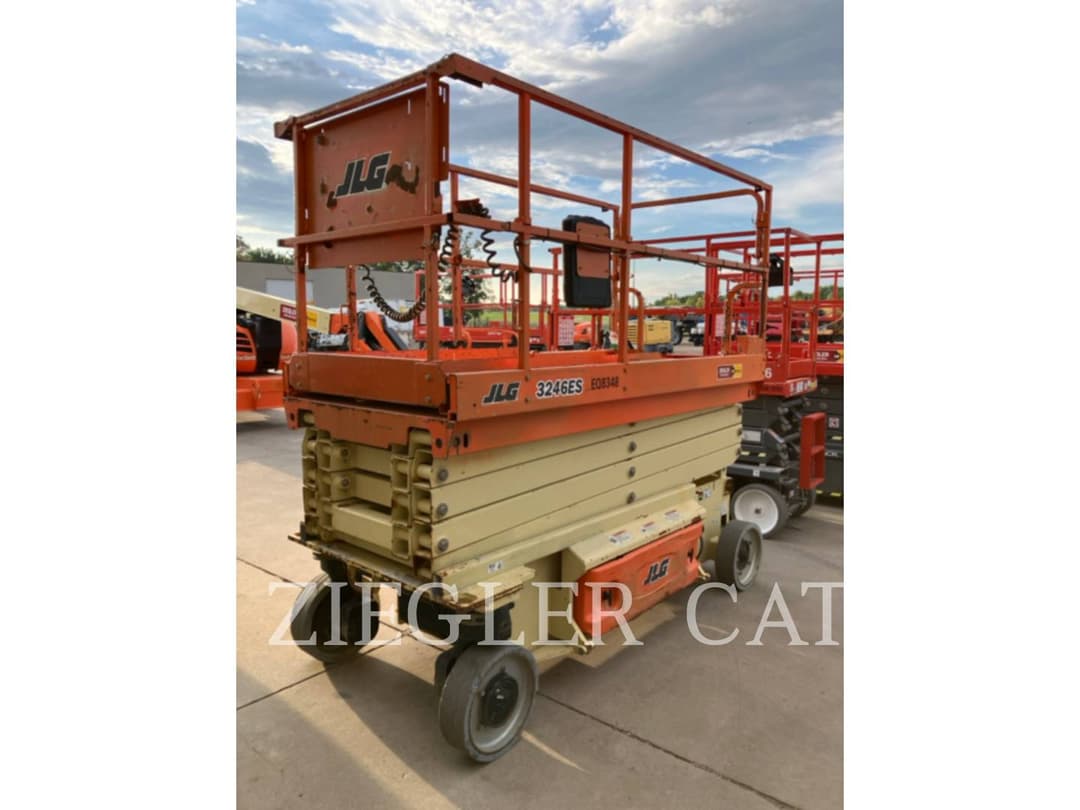 Image of JLG 3246ES Image 1