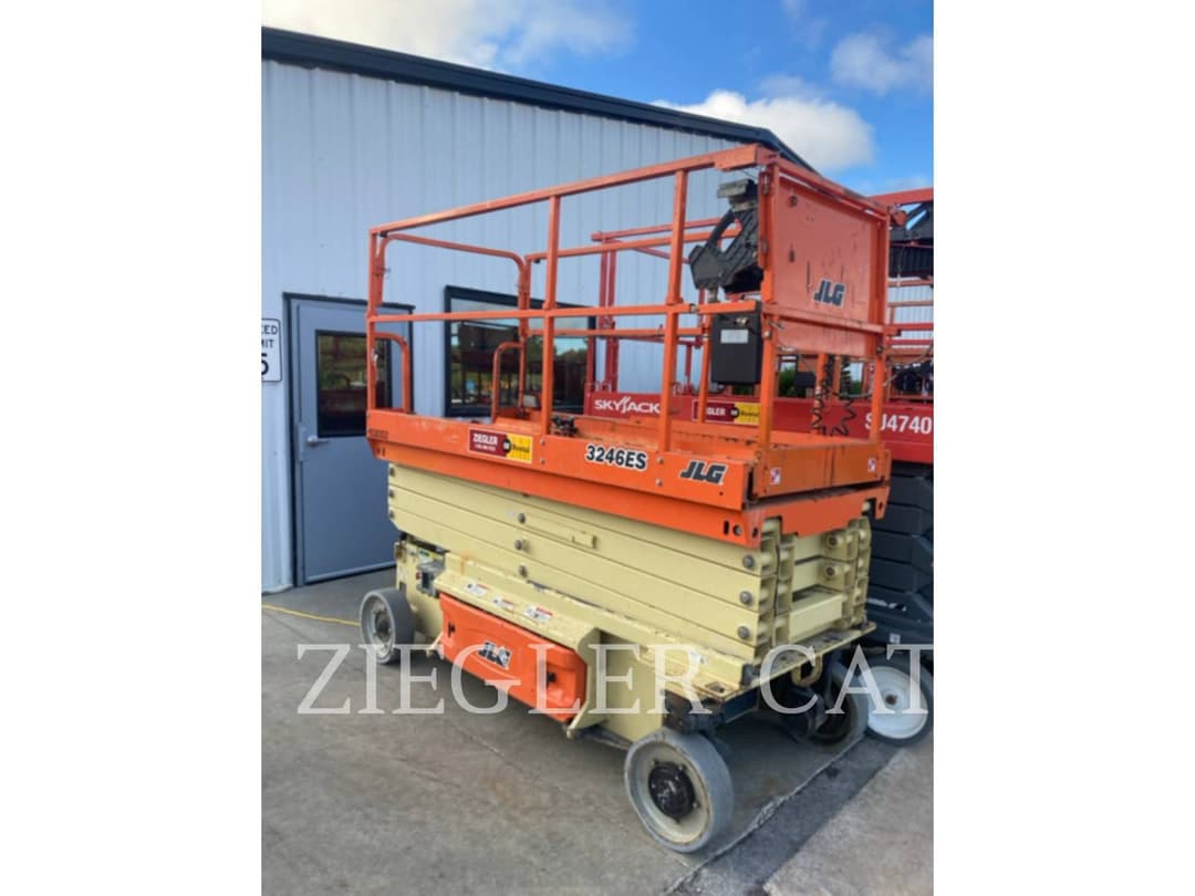 Image of JLG 3246ES Image 0