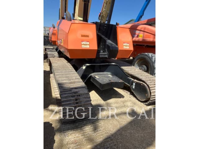 Image of JLG 660SJC equipment image 1