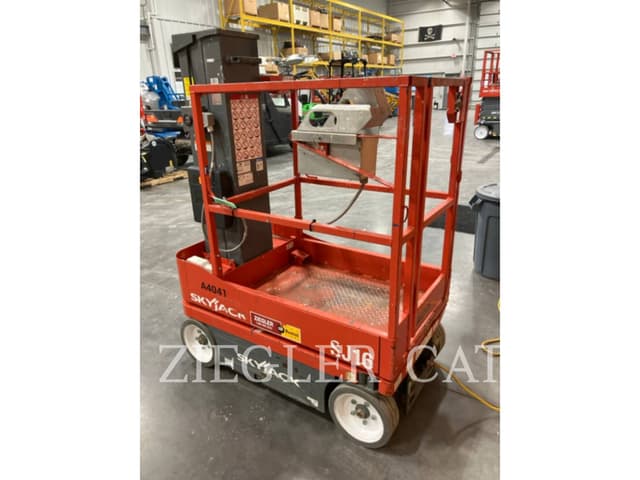 Image of Sky Jack SJ16 equipment image 3