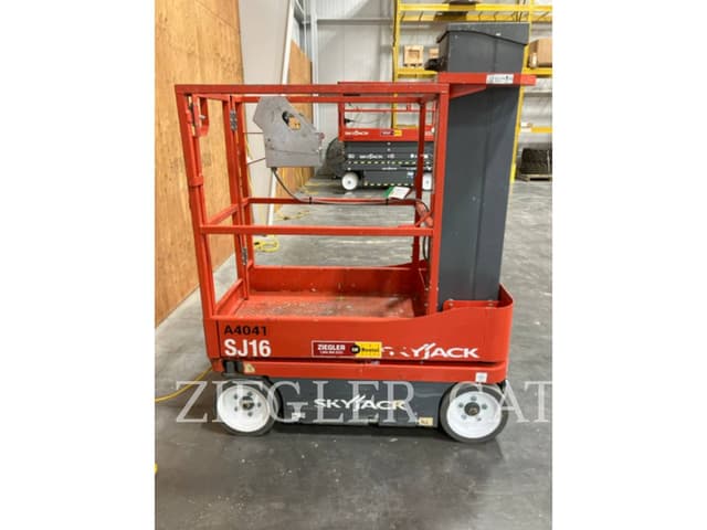 Image of Sky Jack SJ16 equipment image 1
