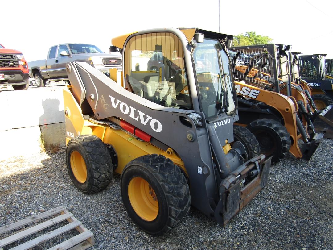 Image of Volvo MC135C Primary image