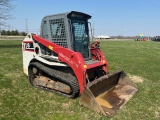 2016 Takeuchi TL8 Equipment Image0