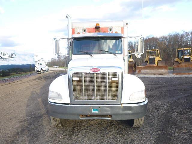 Image of Peterbilt 337 equipment image 1