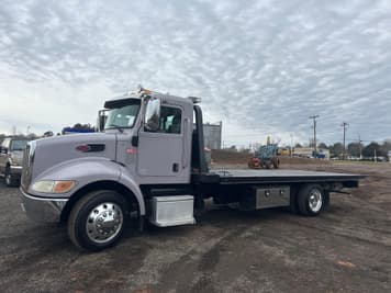 Main image Peterbilt 337