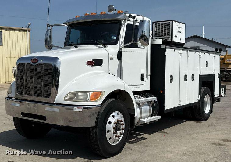 Image of Peterbilt 337 Primary image