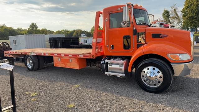 Image of Peterbilt 337 equipment image 3