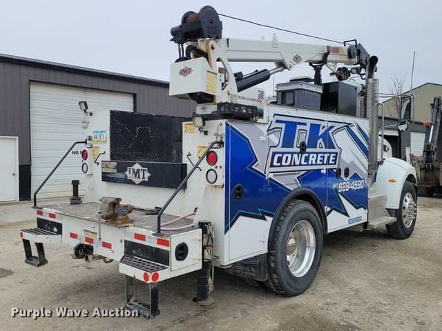 Image of Peterbilt 337 equipment image 4