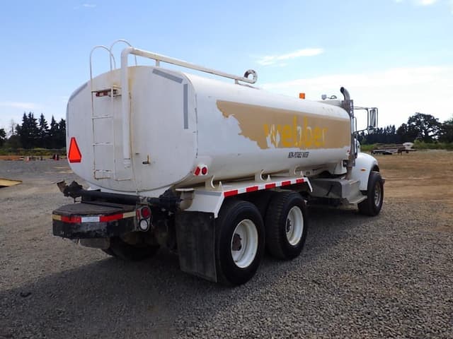 Image of Peterbilt 348 equipment image 3