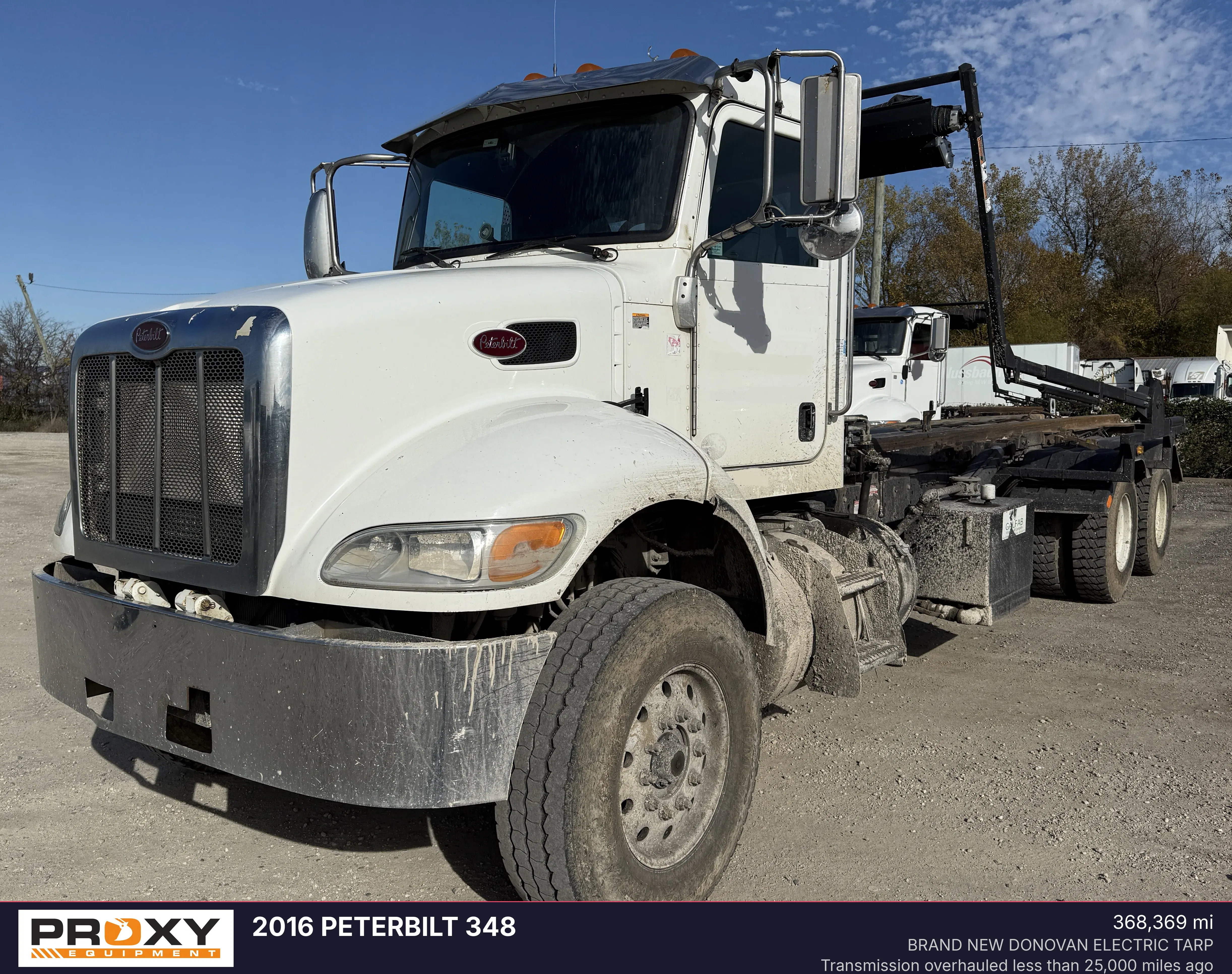 2016 Peterbilt 348 Equipment Image0