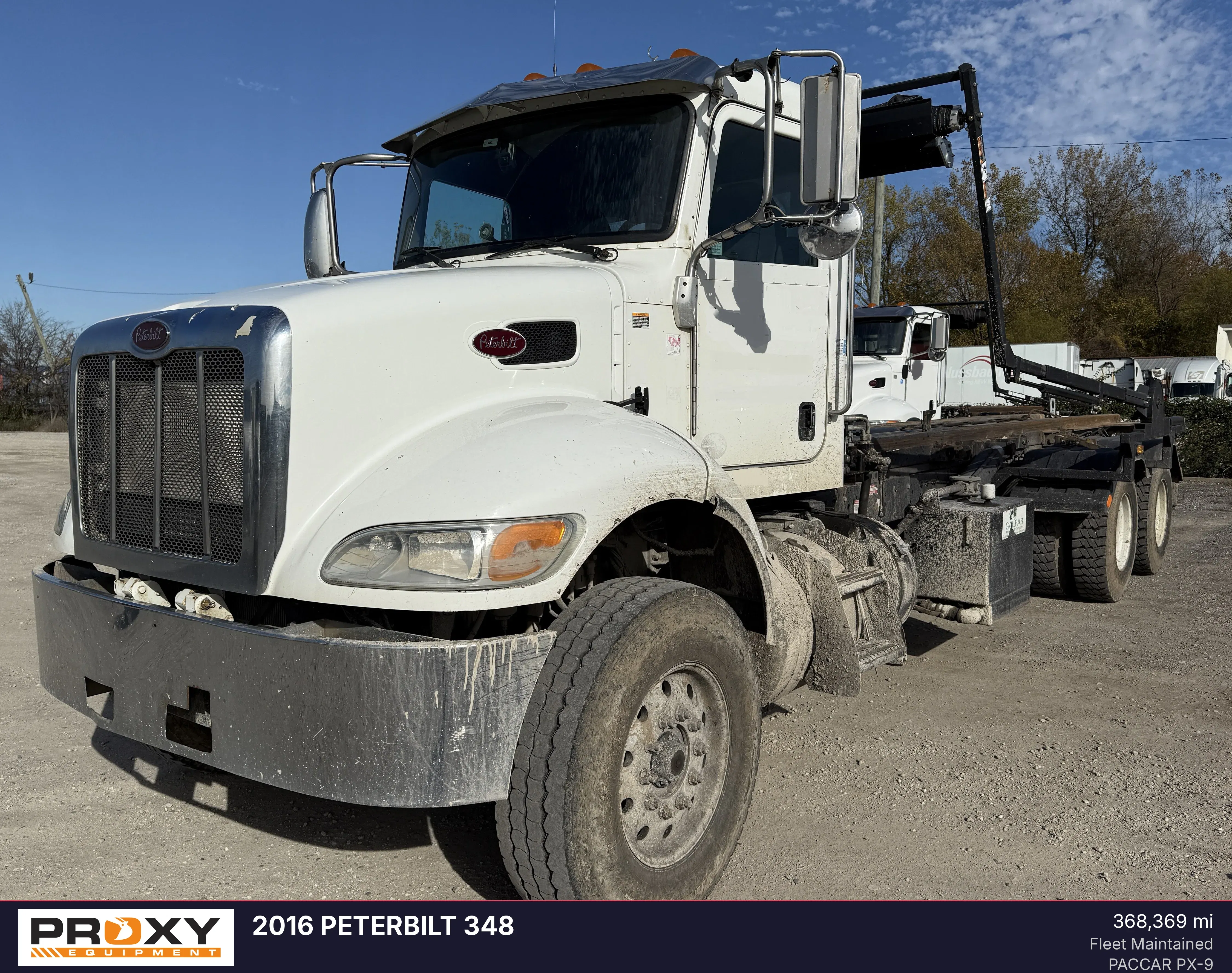 2016 Peterbilt 348 Equipment Image0