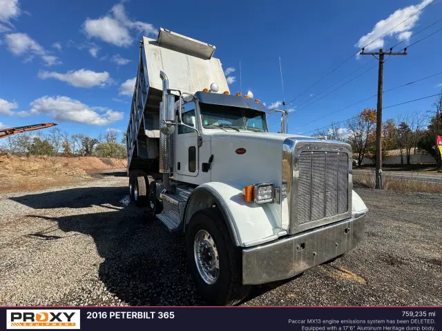 Image of Peterbilt 365 equipment image 3
