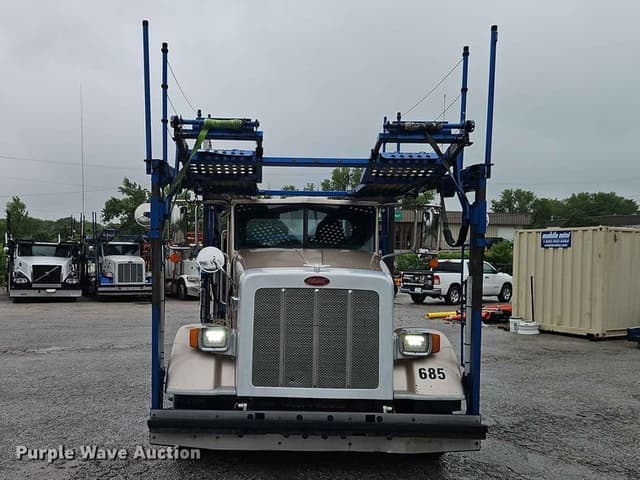 Image of Peterbilt 365 equipment image 1