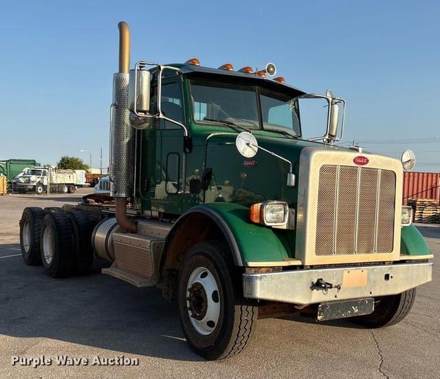 Image of Peterbilt 365 equipment image 2