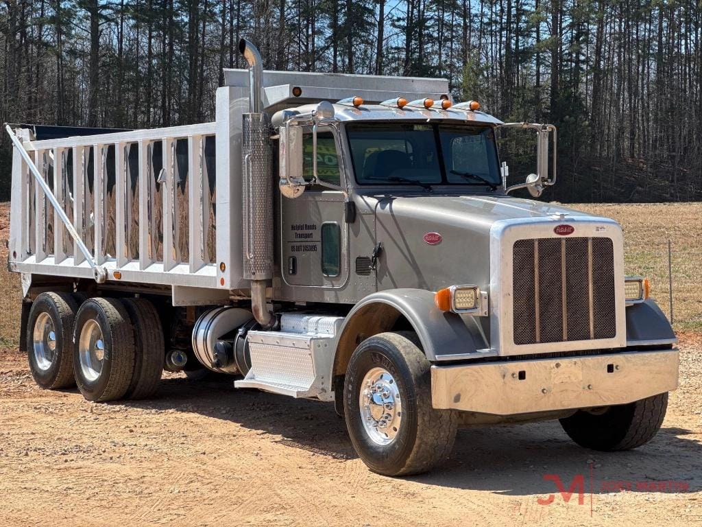 2016 Peterbilt 365 Equipment Image0