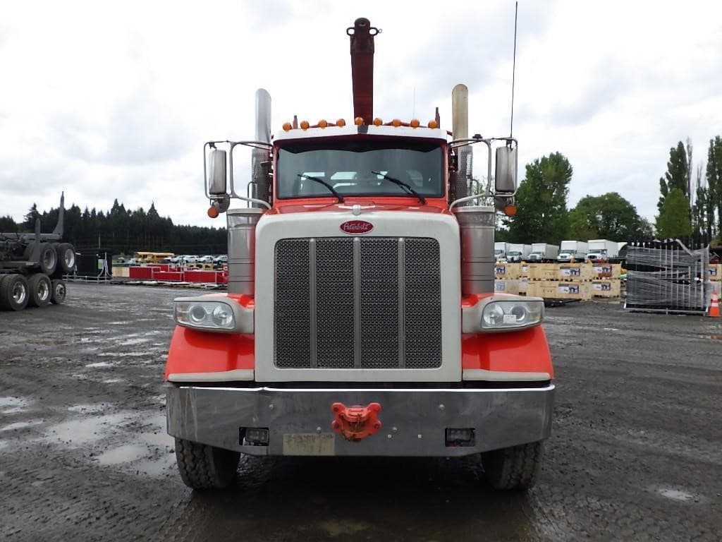 Image of Peterbilt 367 Primary image