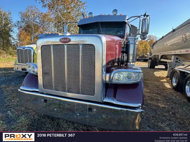 Image of Peterbilt 367 equipment image 2