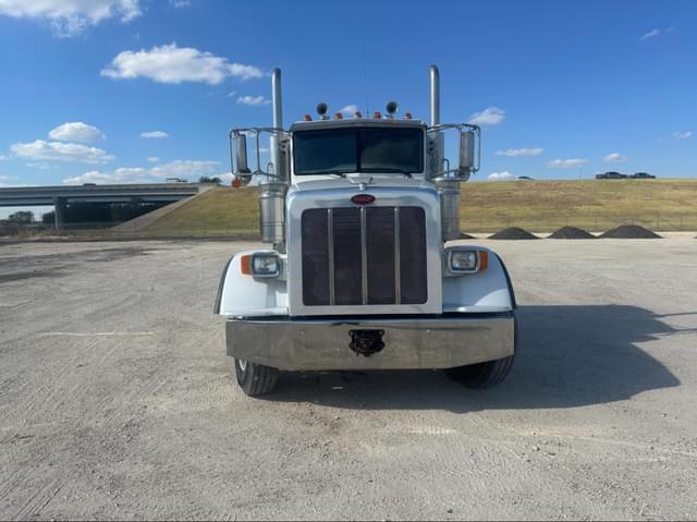 Image of Peterbilt 367 equipment image 1