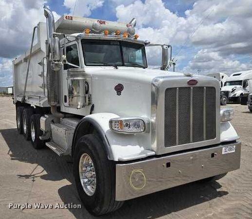 Image of Peterbilt 367 equipment image 2