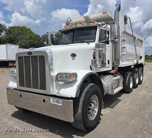 Image of Peterbilt 367 Primary image