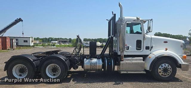 Image of Peterbilt 367 equipment image 3