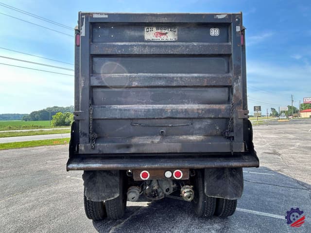 Image of Peterbilt 367 equipment image 3
