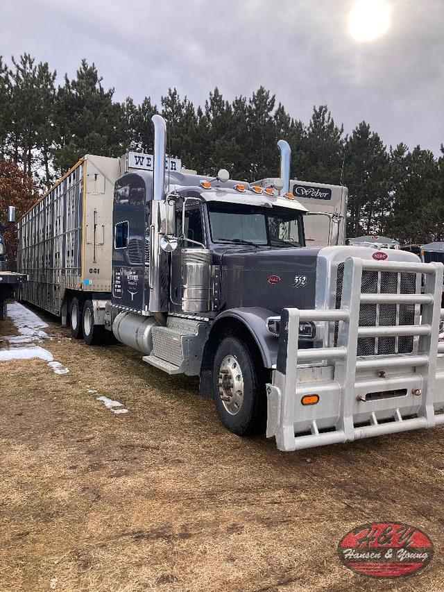 Image of Peterbilt 389 equipment image 1