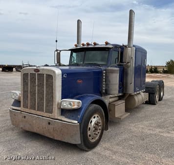 Main image Peterbilt 389