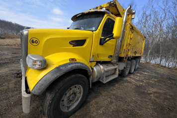 Main image Peterbilt 567