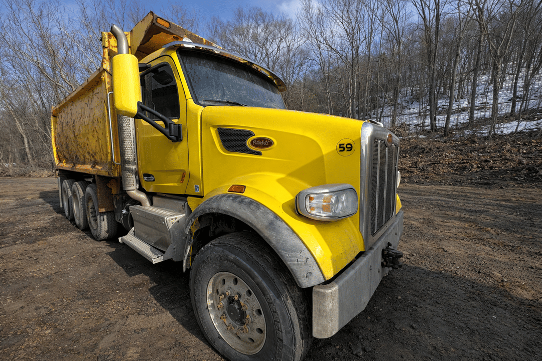 Image of Peterbilt 567 Primary image