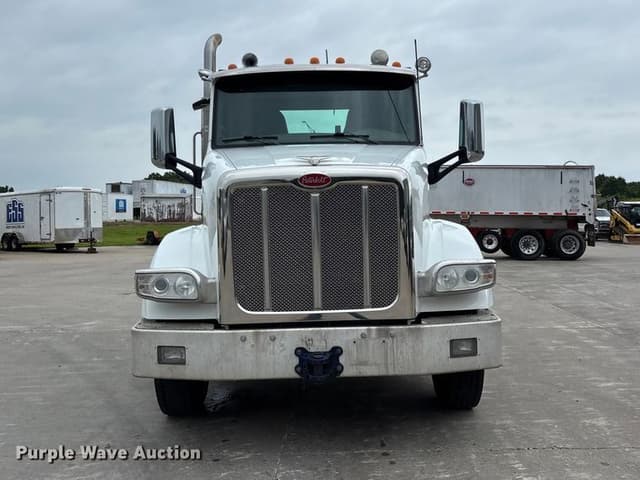 Image of Peterbilt 567 equipment image 1