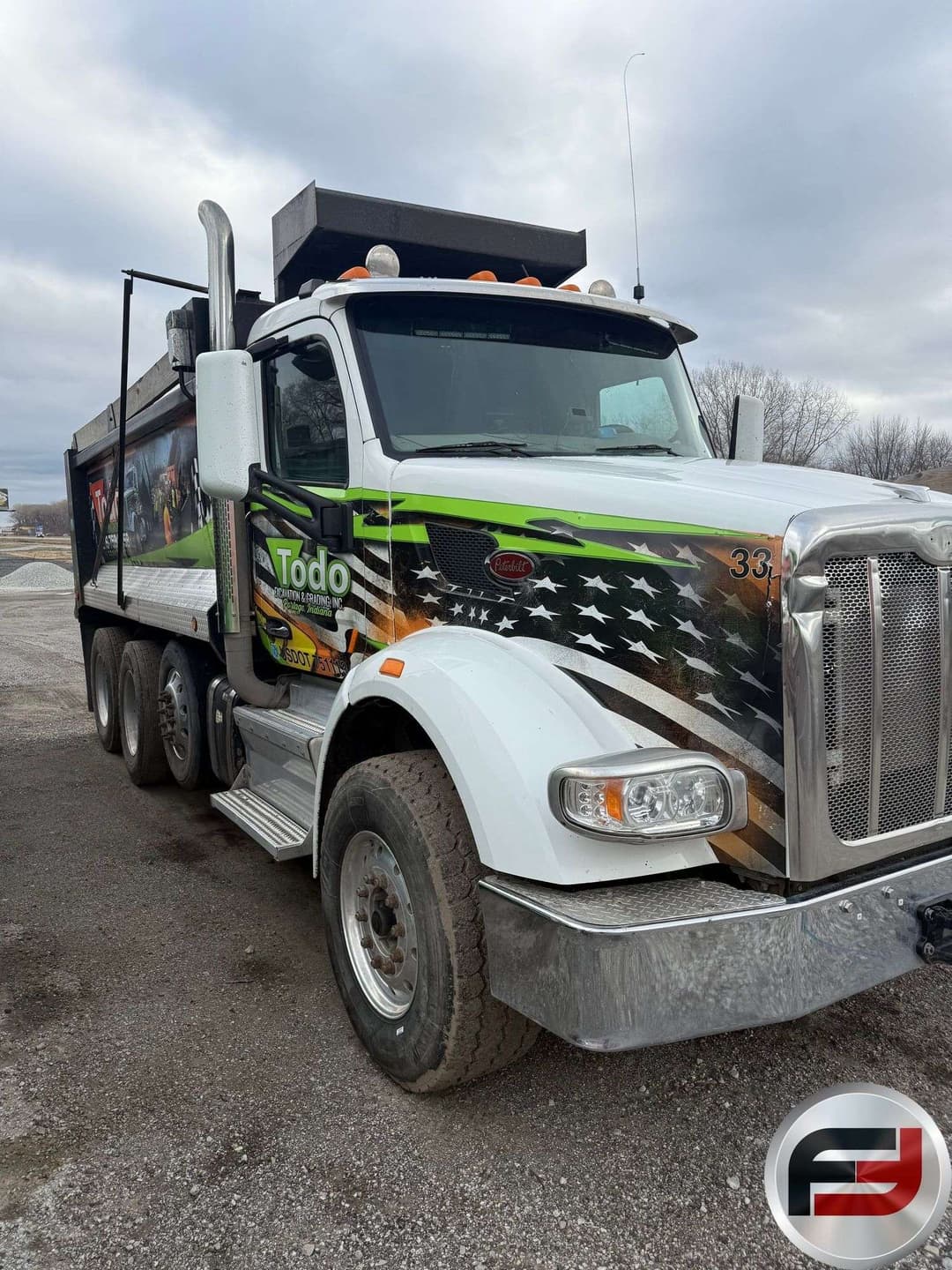 Image of Peterbilt 567 Primary image