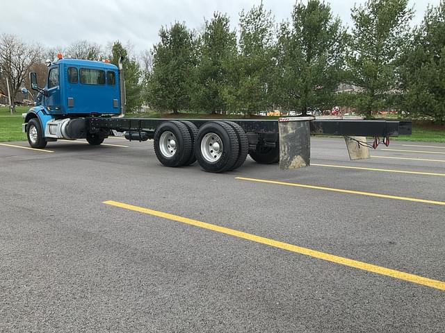 Image of Peterbilt 567 equipment image 2