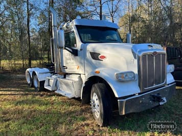 Main image Peterbilt 567